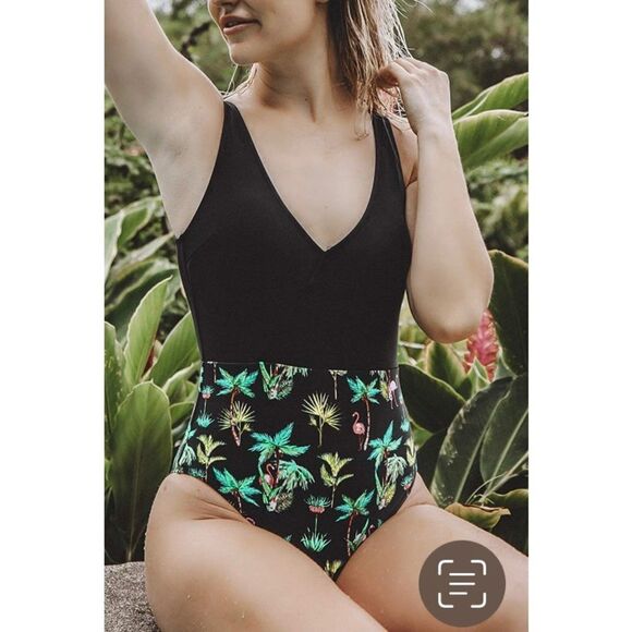 Cupshe Black Flamingo Swimsuit Size S - Picture 3 of 6